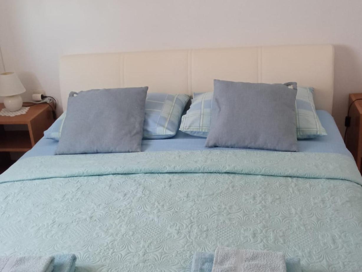 Apartment Plitvice Starigrad Paklenica Extérieur photo